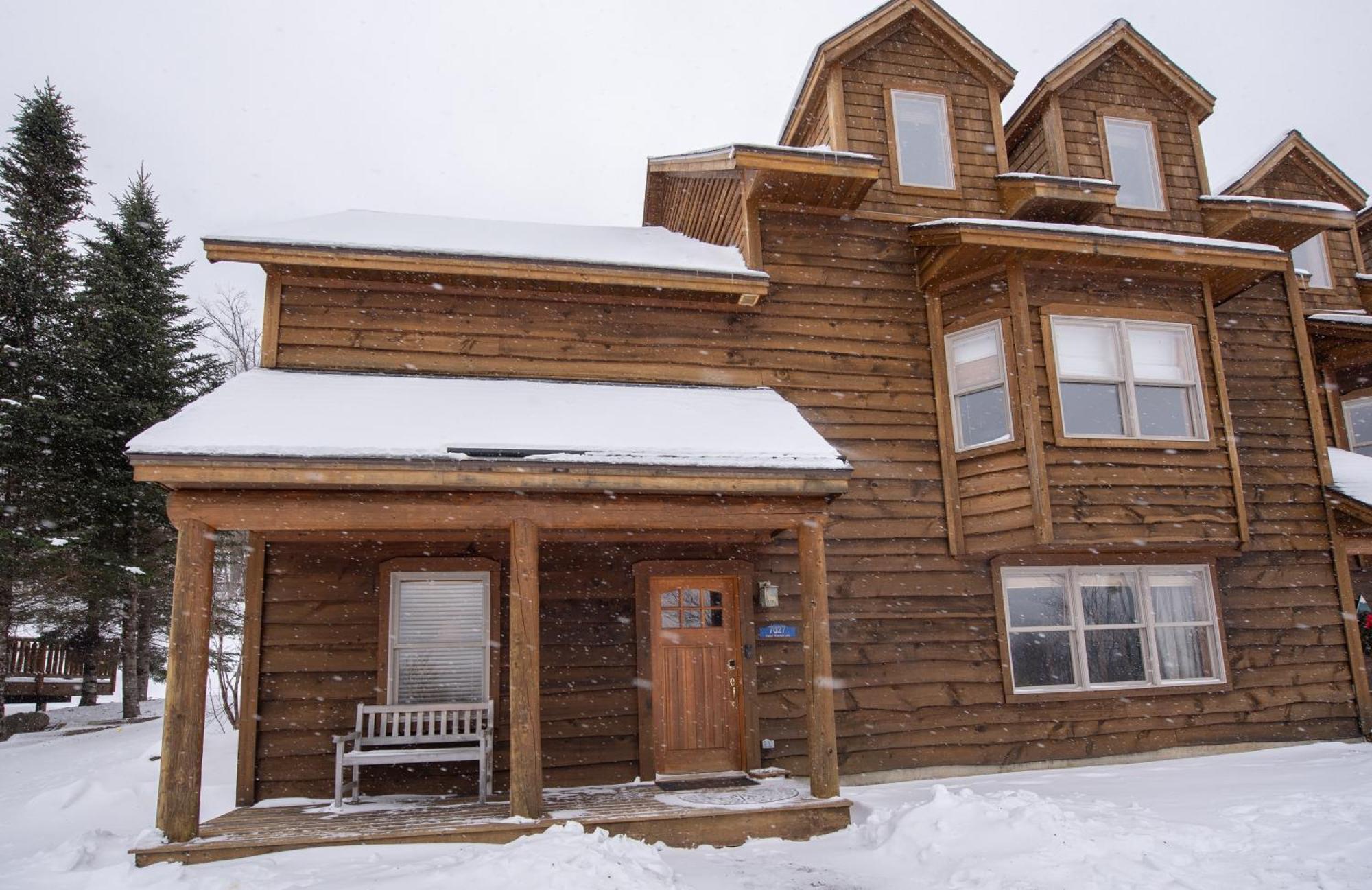 Sugarloaf Inn Carrabassett Valley المظهر الخارجي الصورة